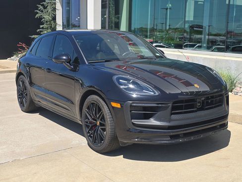 Certified 2023 Porsche Macan GTS AWD/4WD image 9