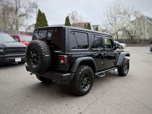 Used 2025 Jeep Wrangler Willys image 8