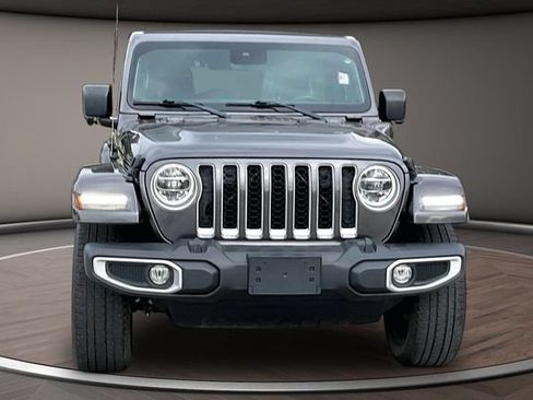 Used 2021 Jeep Wrangler Unlimited Sahara w/ Cold Weather Group AWD/4WD image 3