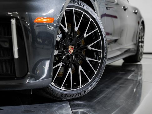 New 2026 Porsche Panamera 4 image 12