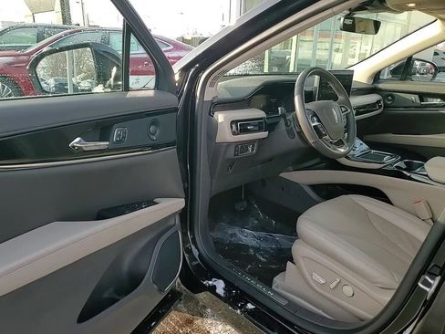 Used 2022 Lincoln Nautilus Reserve w/ Equipment Group 201A image 11