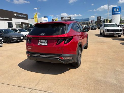 Used 2023 Hyundai Tucson SEL w/ Convenience Package AWD/4WD image 12