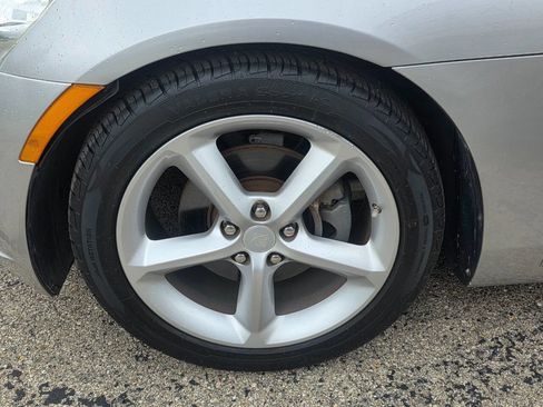 Used 2009 Saturn Sky w/ Premium Trim Package image 14