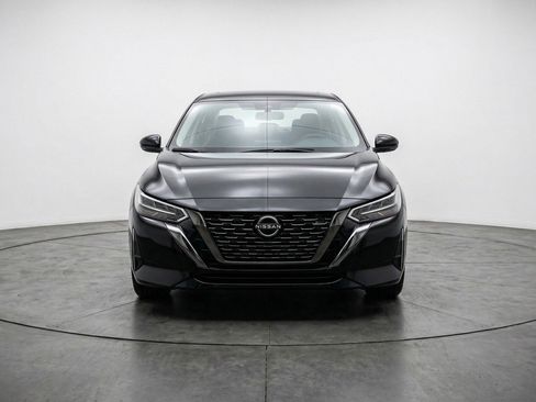 Used 2025 Nissan Sentra SV FWD image 2