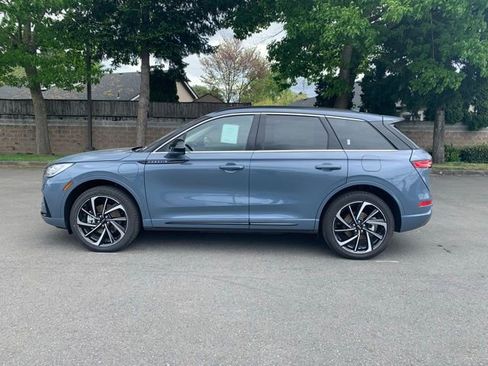 New 2025 Lincoln Corsair Grand Touring w/ Equipment Group 301A image 2