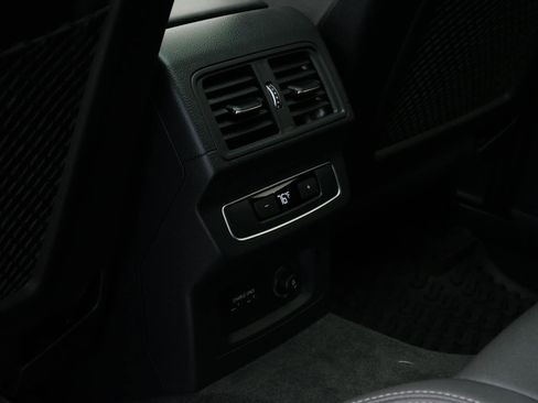 Used 2024 Audi Q5 2.0T Premium Plus AWD/4WD image 20