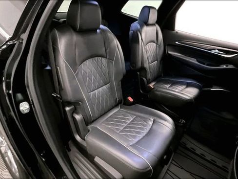 Used 2023 Buick Enclave Avenir w/ Avenir Technology Package image 23