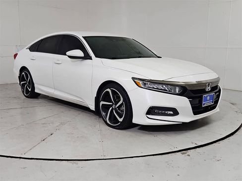 Used 2019 Honda Accord Sport image 8
