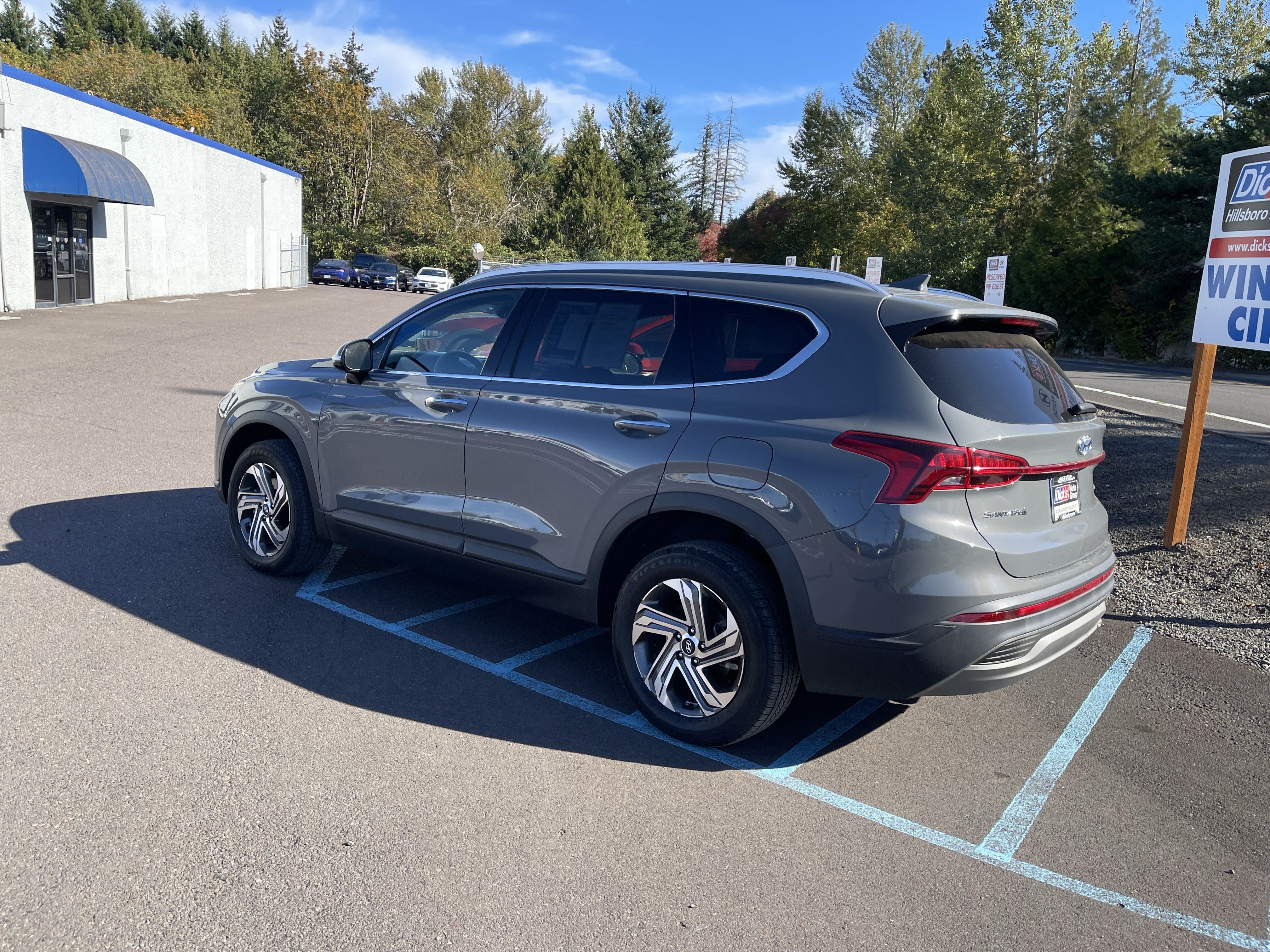 Used 2023 Hyundai Santa Fe SEL AWD/4WD image 3