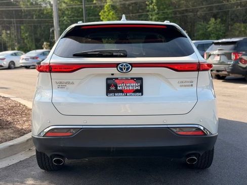 Used 2022 Toyota Venza Limited AWD/4WD image 10