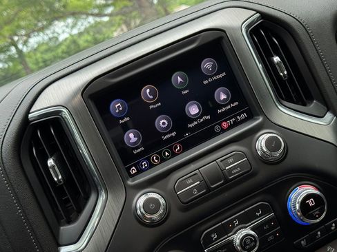 Used 2020 GMC Sierra 2500 Denali w/ Denali Ultimate Package AWD/4WD image 28