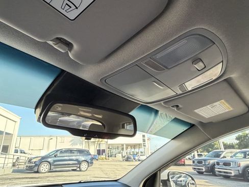 Used 2023 Hyundai Kona SEL FWD image 32