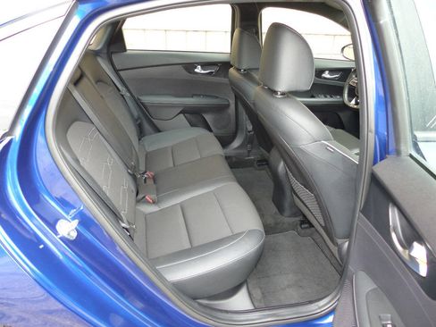 Used 2021 Kia Forte GT-Line FWD image 35