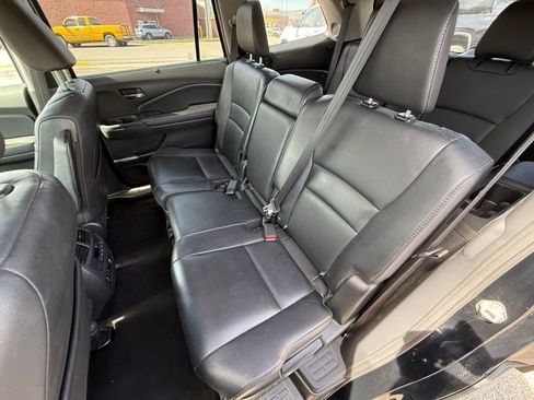 Used 2017 Honda Pilot Touring image 24