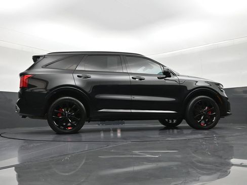 Used 2023 Kia Sorento SX AWD/4WD image 25