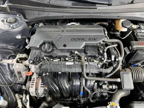 Used 2023 Hyundai Elantra SEL FWD image 27