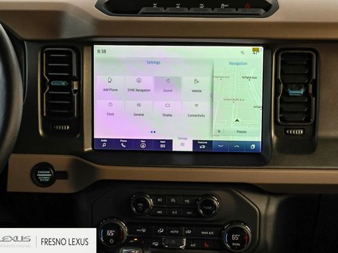 Used 2024 Ford Bronco Wildtrak image 18