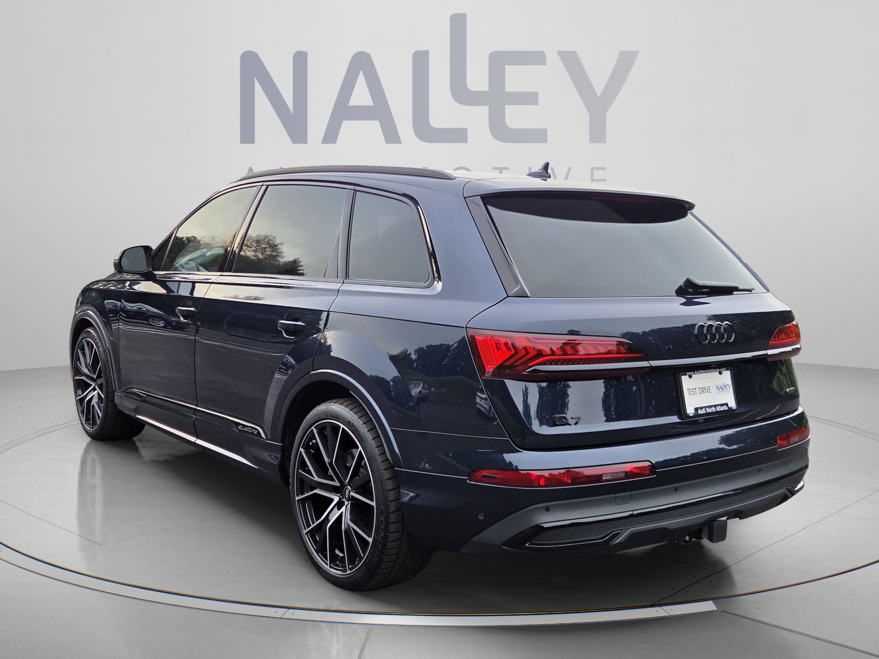 Used 2023 Audi Q7 3.0T Prestige AWD/4WD image 3