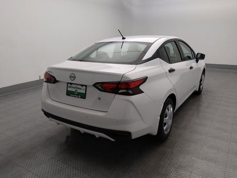 Used 2025 Nissan Versa S w/ Trunk Package FWD image 7
