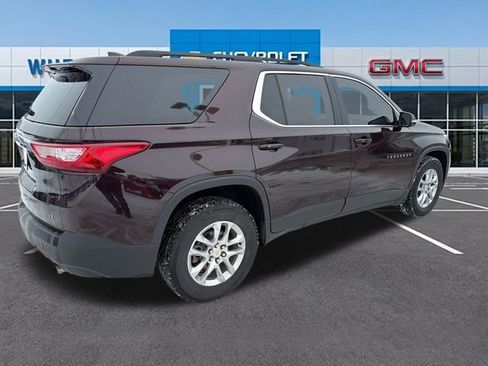 Used 2020 Chevrolet Traverse LT image 6
