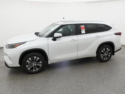 New 2026 Toyota Highlander XLE