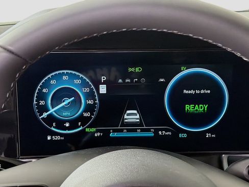 New 2025 Hyundai Elantra Limited image 14