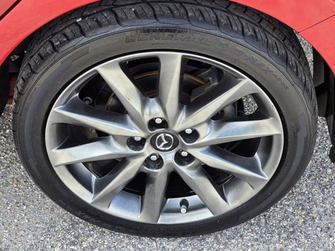Used 2018 MAZDA MAZDA3 Touring image 31