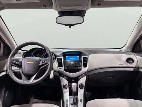 Used 2015 Chevrolet Cruze LT image 21