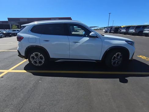 Used 2025 BMW X1 xDrive28i AWD/4WD image 2