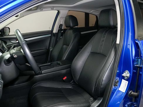 Used 2017 Honda Civic Touring image 16