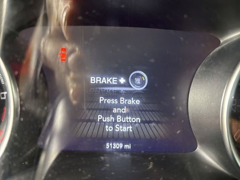 Used 2023 Dodge Challenger SXT image 12