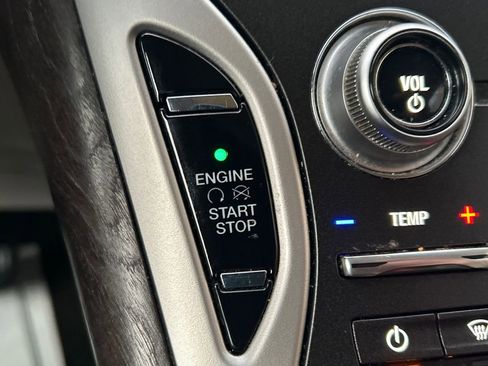 Used 2019 Lincoln Nautilus Reserve image 33