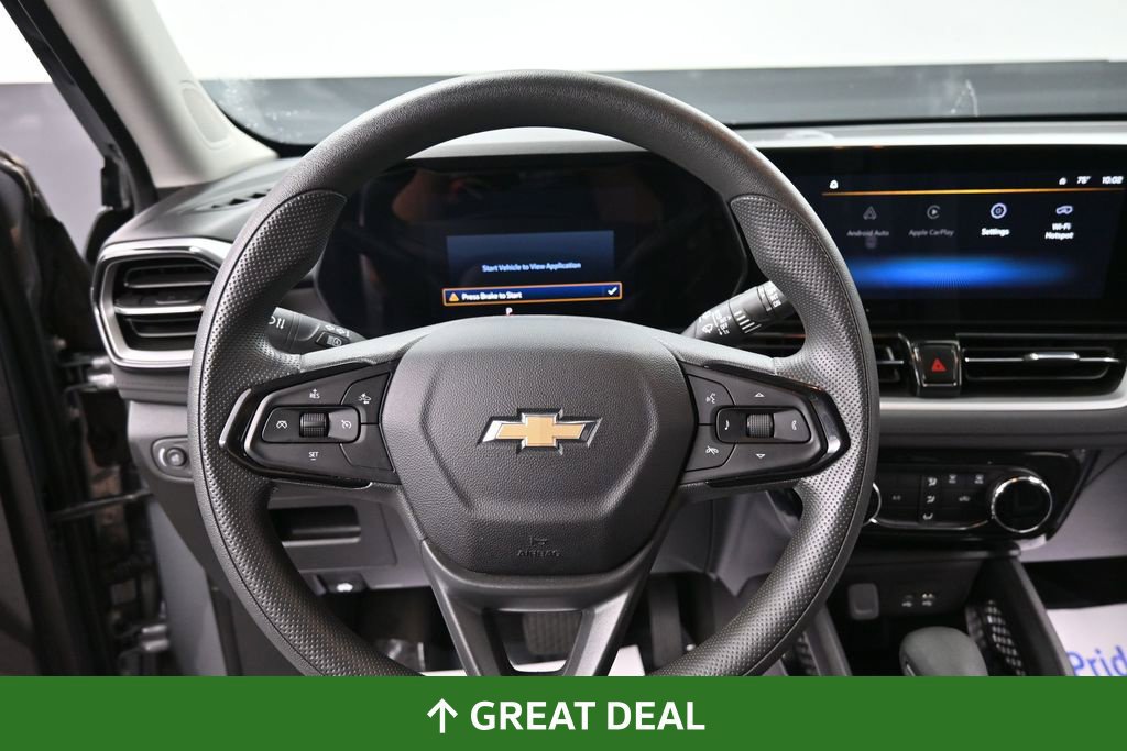 Used 2025 Chevrolet TrailBlazer LT AWD/4WD image 33