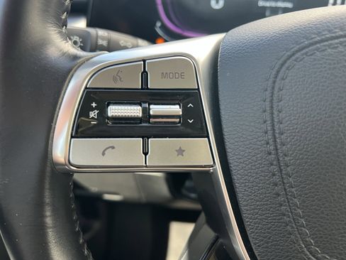 Used 2024 Kia Telluride S image 20