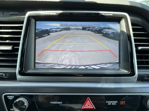 Used 2018 Hyundai Sonata Limited FWD image 31