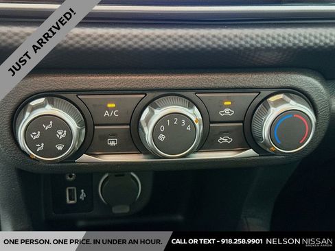 Certified 2025 Nissan Kicks Play S image 15