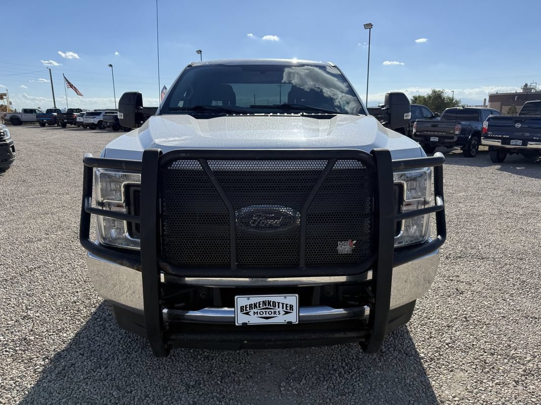 Used 2018 Ford F250 XL w/ Power Equipment Group AWD/4WD image 3