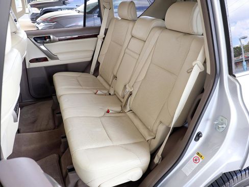 Used 2012 Lexus GX 460 w/ Comfort Plus Pkg image 22