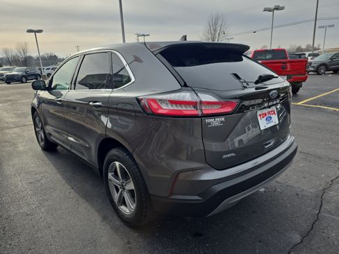 Used 2023 Ford Edge SEL w/ Convenience Package AWD/4WD image 3