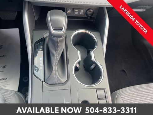 Used 2023 Toyota Highlander LE image 30