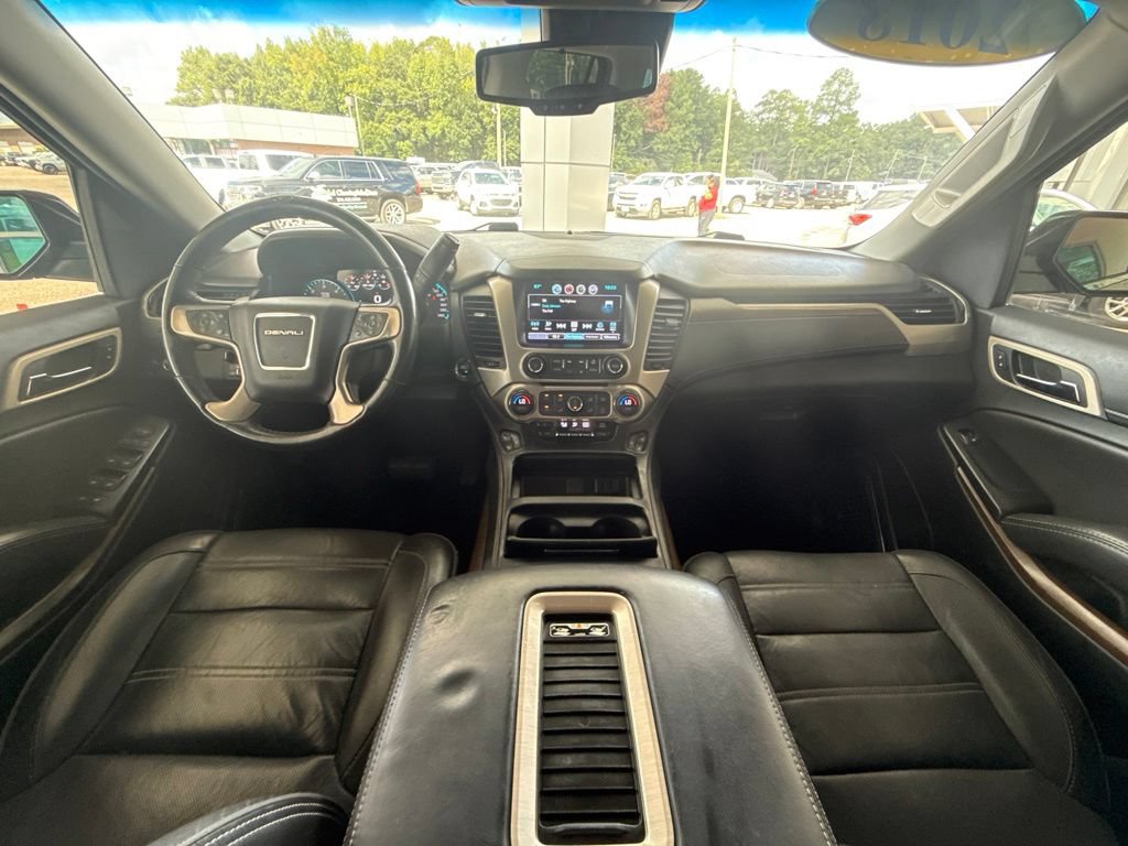 Used 2018 GMC Yukon Denali RWD image 18