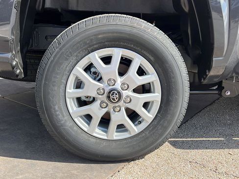 New 2025 Toyota Tacoma SR5 image 7