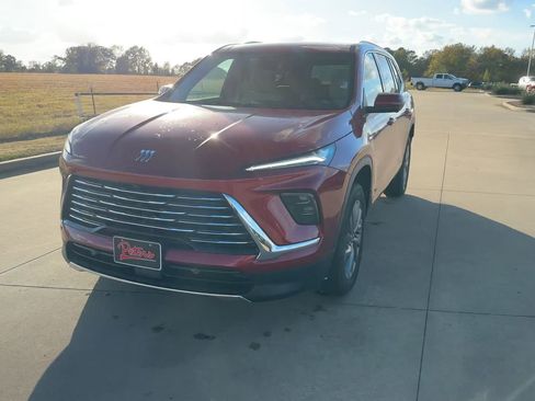 New 2026 Buick Enclave Preferred image 4