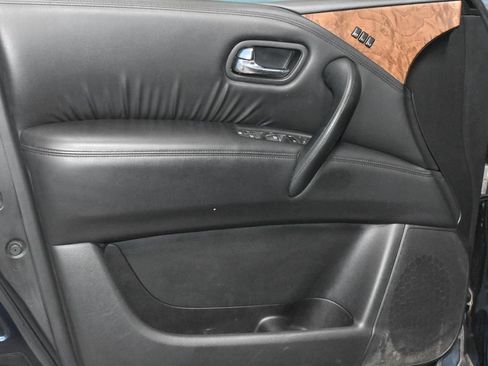 Used 2021 Nissan Armada SL w/ Captain's Chairs Package AWD/4WD image 4