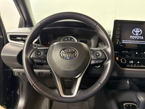 Used 2021 Toyota Corolla SE w/ SE Premium Package FWD image 15