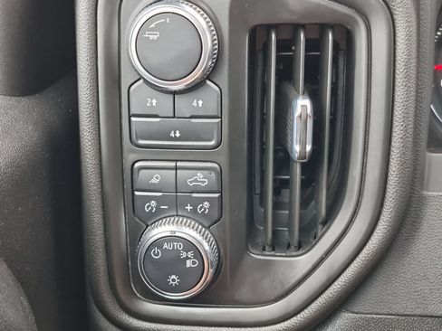 Used 2024 GMC Sierra 3500 Pro w/ Convenience Package AWD/4WD image 21