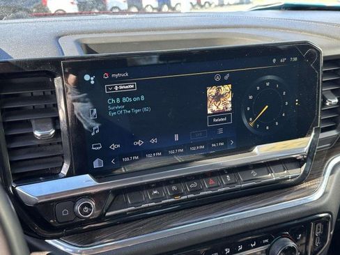 Used 2023 Chevrolet Silverado 1500 RST w/ Z71 Off-Road Package image 20