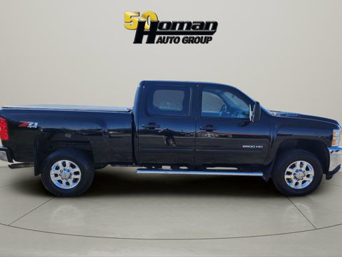 Used 2013 Chevrolet Silverado 2500 LTZ w/ LTZ Plus Package image 6