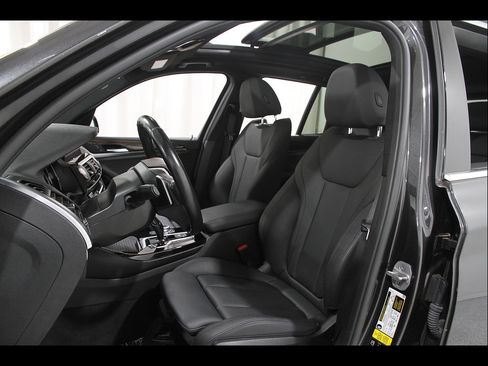 Used 2021 BMW X3 xDrive30i w/ Convenience Package (ZC2) AWD/4WD image 5