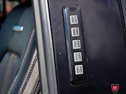 Used 2022 Ford F350 Platinum w/ FX4 Off-Road Package image 20